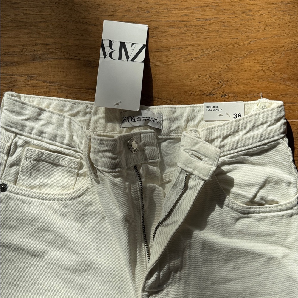 NWT ZARA WIDE LEG FULL LENGTH WHITE JEANS SZ 4 - Picture 2 of 4